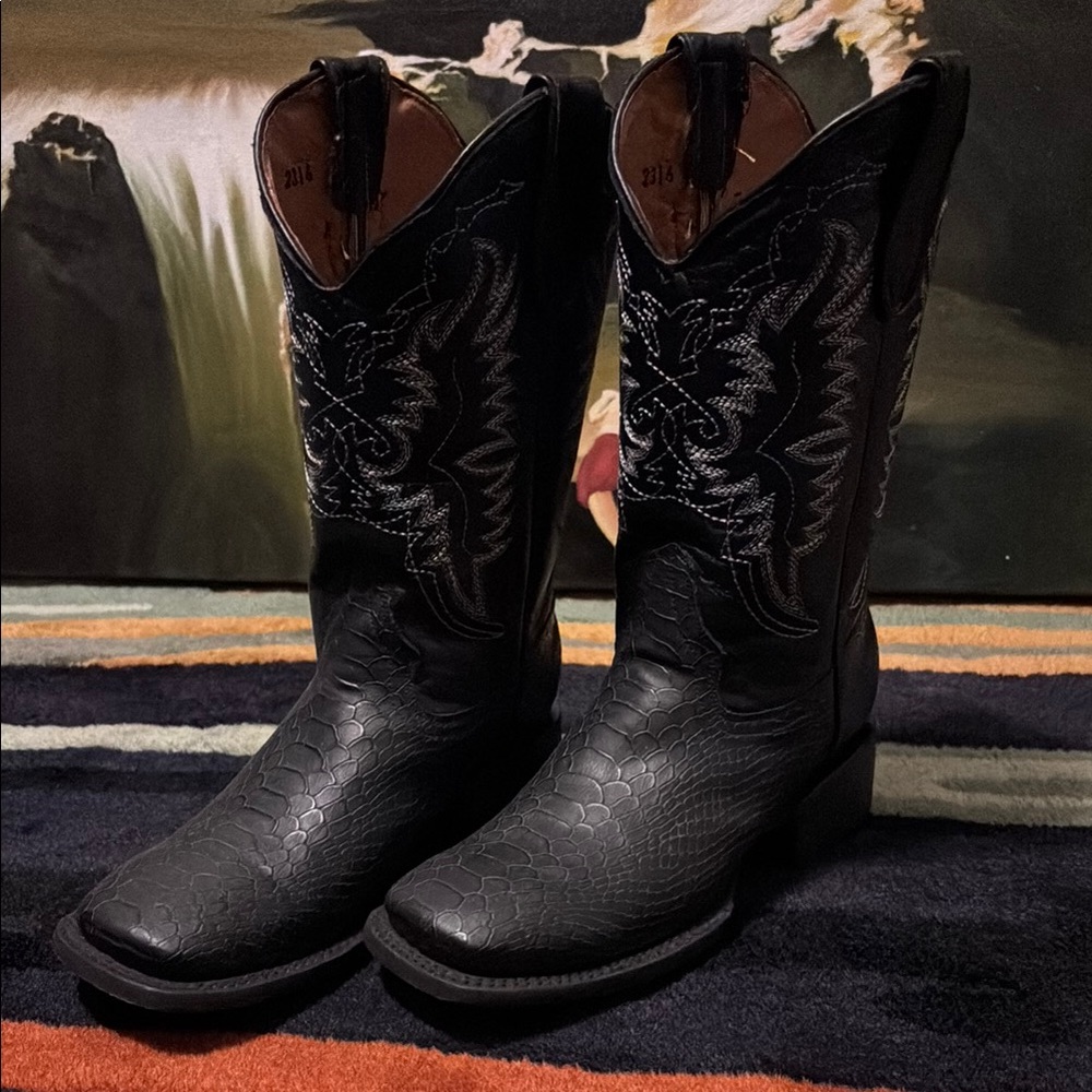 Black Western Cowboy Boots